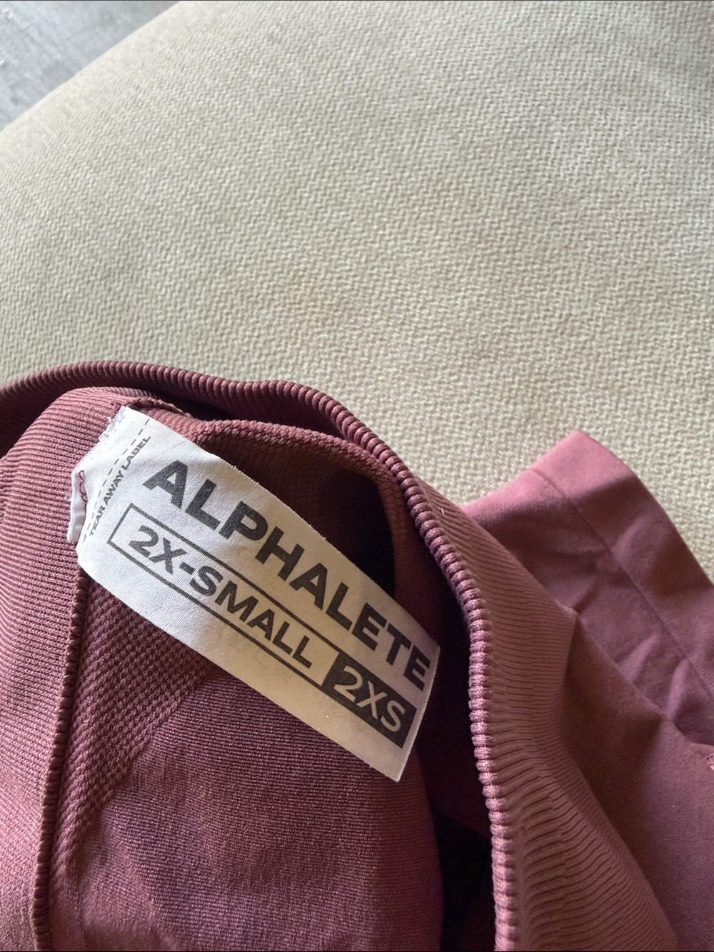 Alphalete Women's Mauve High-Waist Scrunch Biker Shorts - Picture 4 of 4